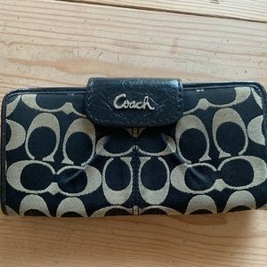 Coach wallet